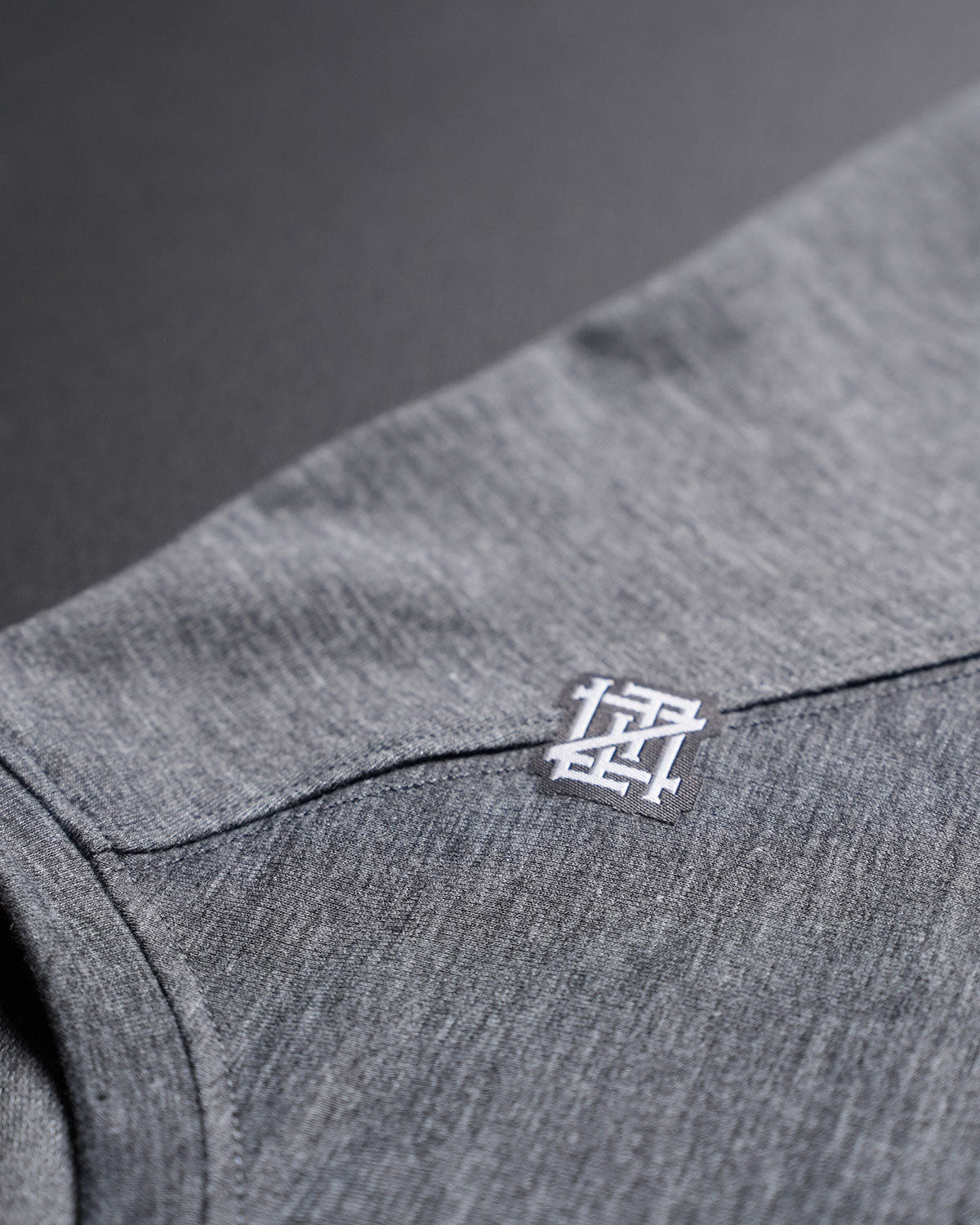 CORE LONGSLEEVE - GREY