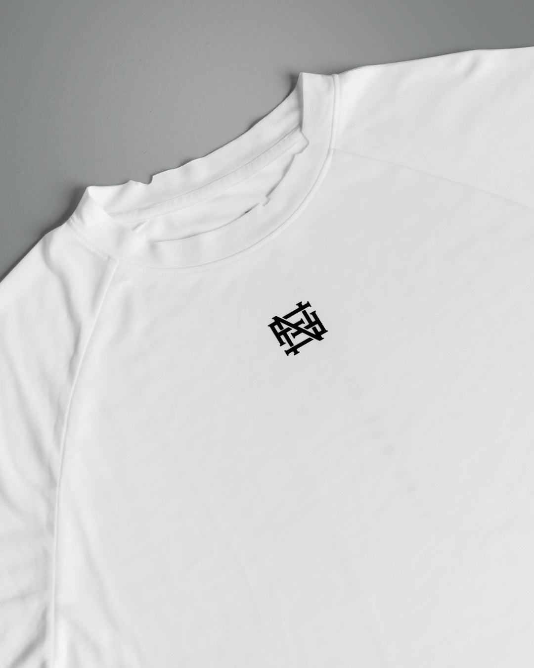 MOTO CROP TEE - WHITE