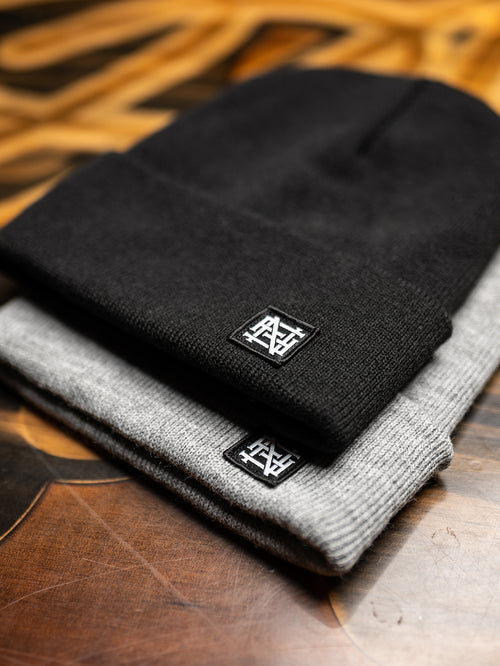 MONOGRAM BEANIE- GREY