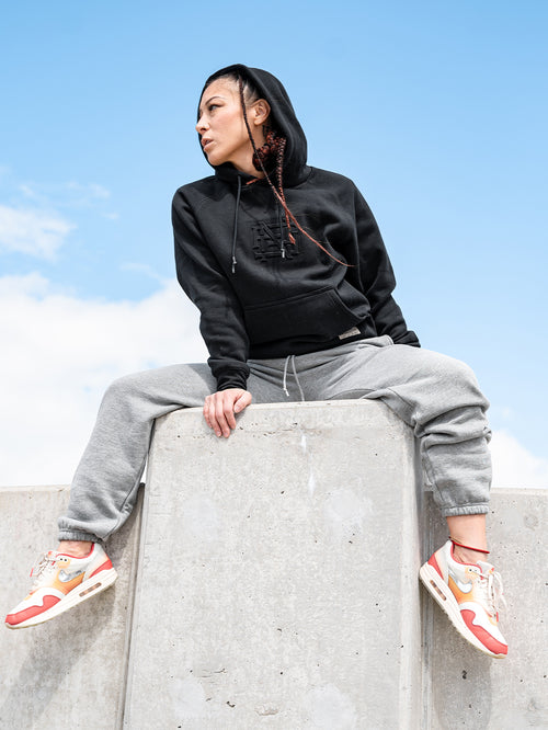 EMBOSSED PULLOVER-BLACK