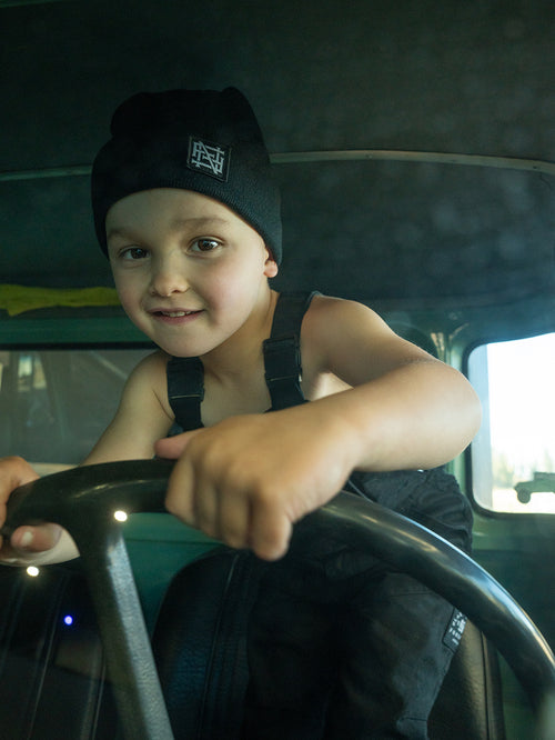 YOUTH PATCH BEANIE - BLACK