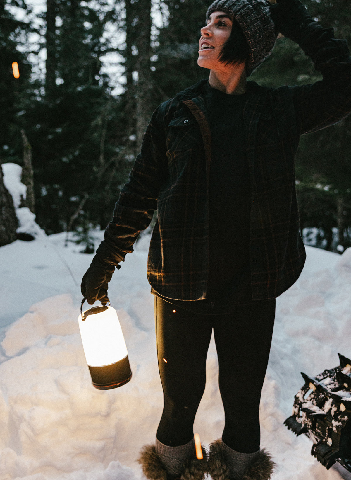 FRANELA CON CAPUCHA PARA MUJER FOREVER - AZUL MARINO