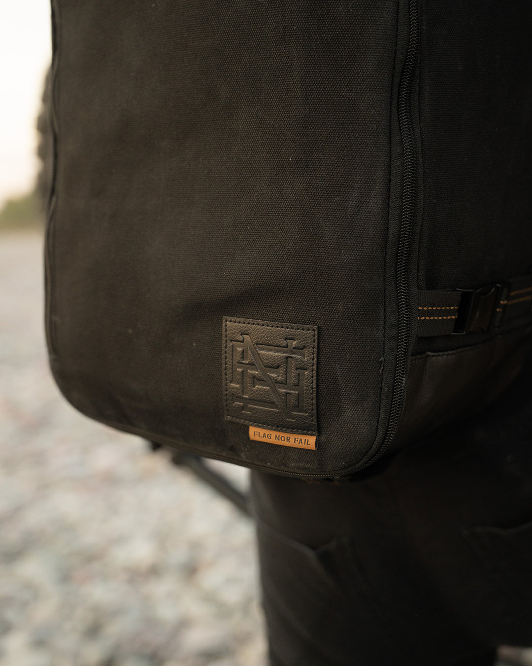 BACKPACK - CANVAS
