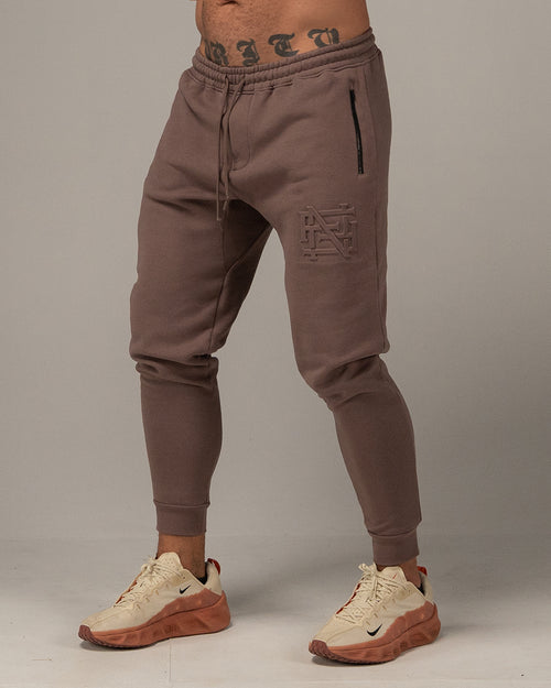 EMBOSSED FITTED JOGGERS-EARTH