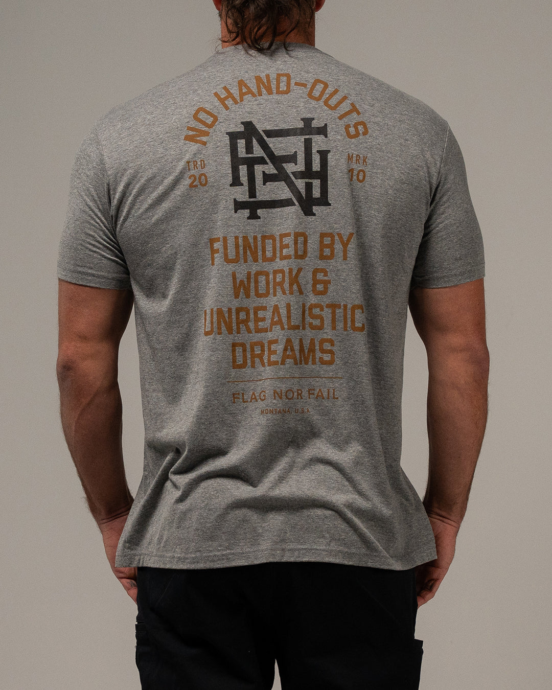 NO HAND OUTS TEE - GREY