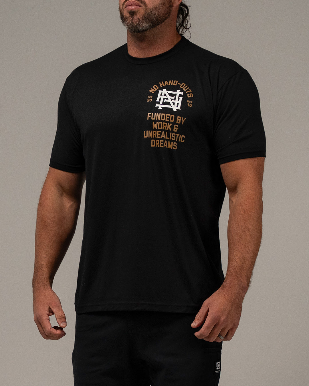 NO HAND OUTS TEE - BLACK