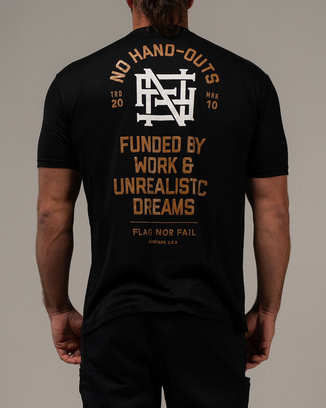 NO HAND OUTS TEE - BLACK