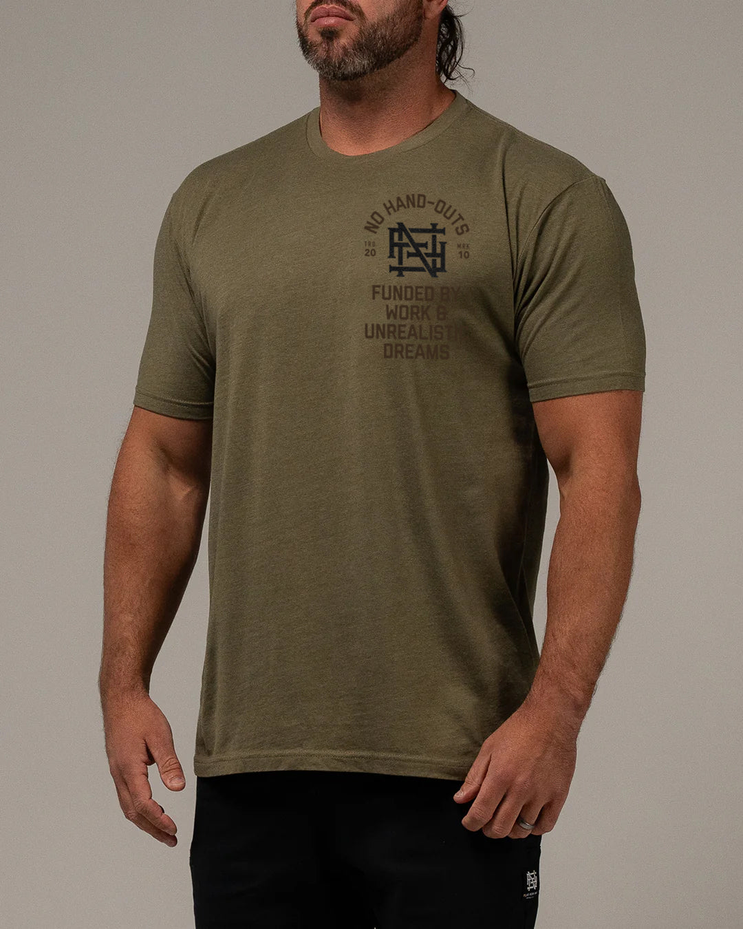 NO HAND OUTS TEE - OLIVE