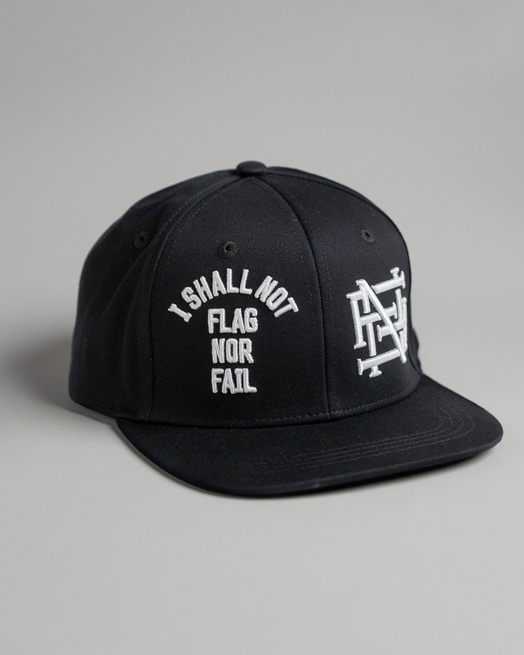 EMBROIDERED ANTHEM HAT - WHITE/BLACK