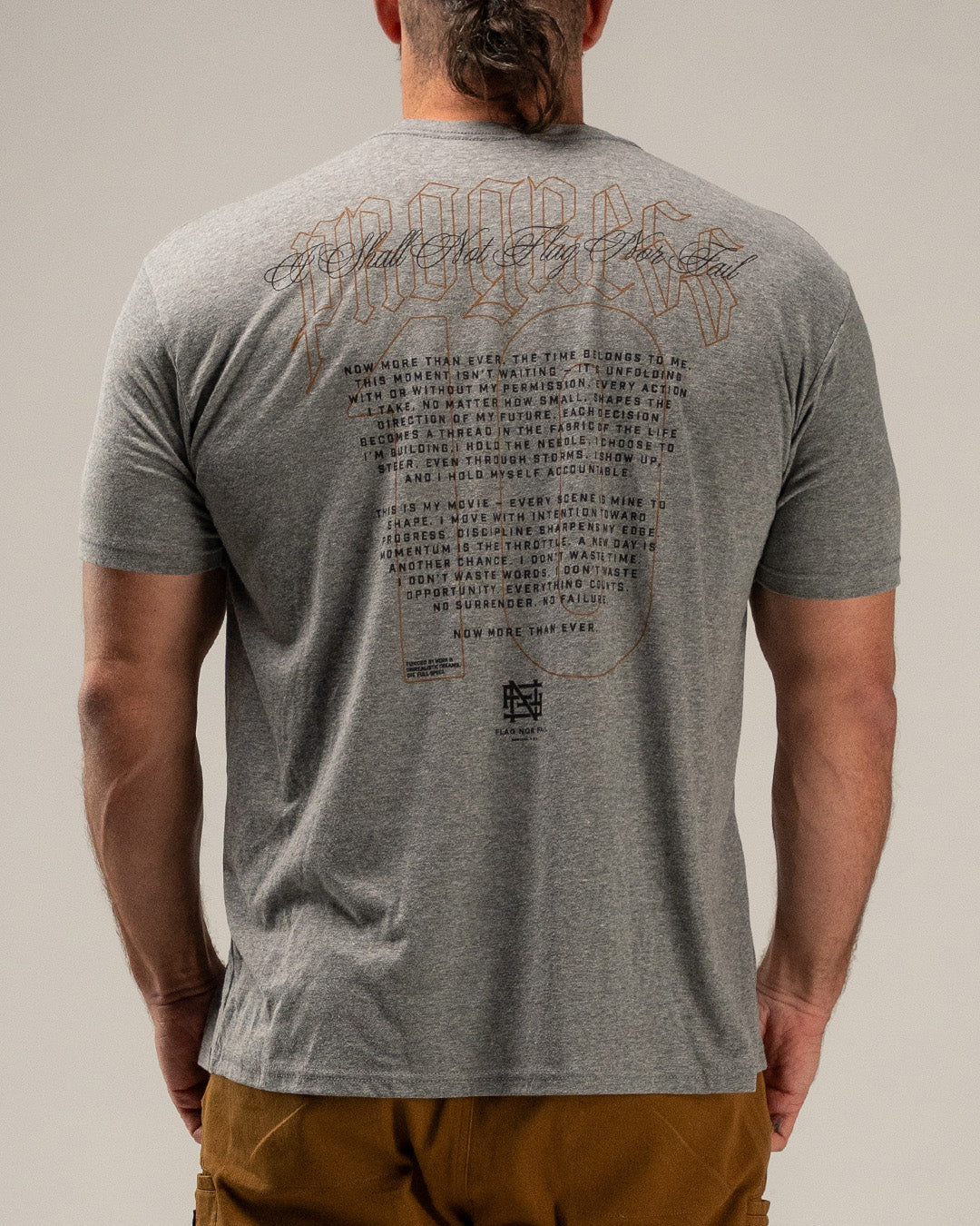 MANTRA TEE - GREY