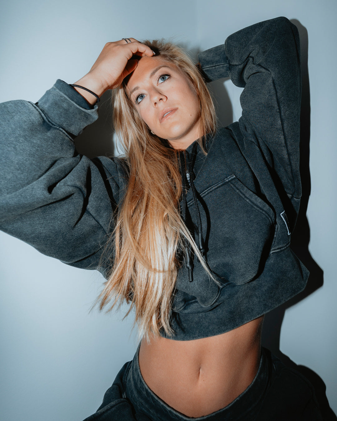 WOMENS OVERSIZED CROP HOODIE - ACID WASH