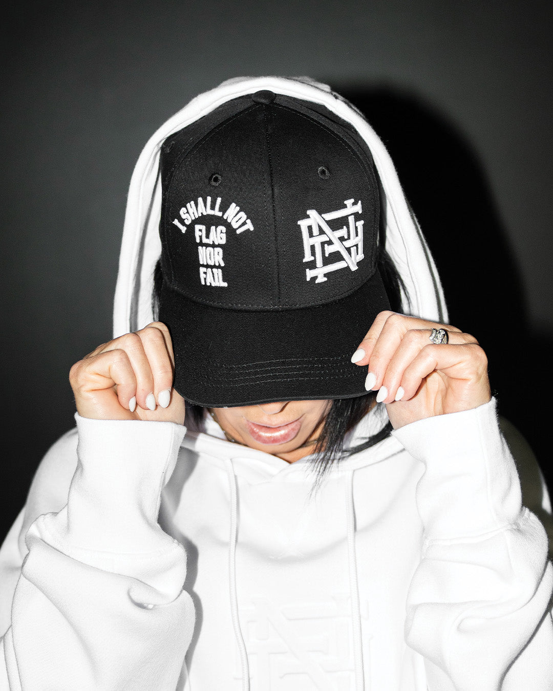 EMBROIDERED ANTHEM HAT - WHITE/BLACK