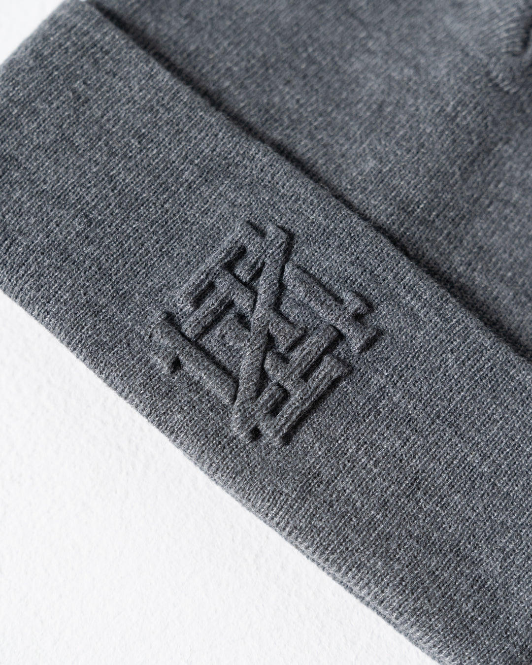 EMBOSSED BEANIE - HEATHER GREY