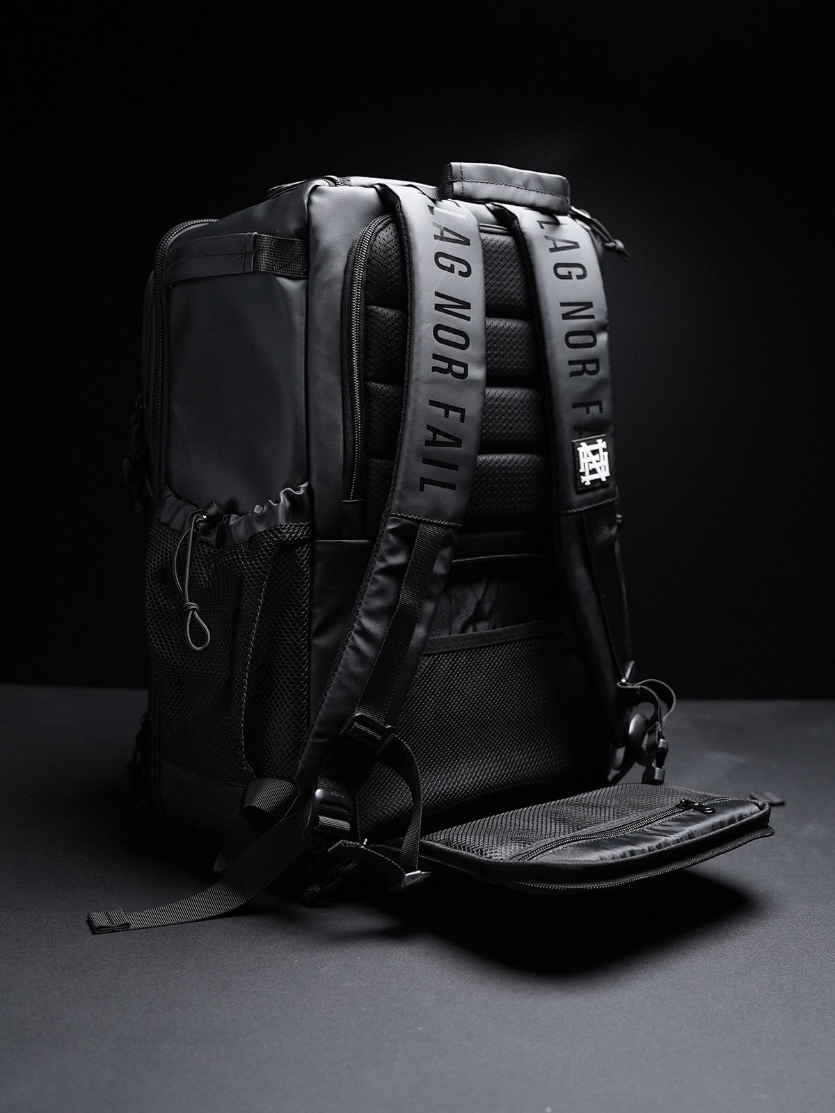 nike backpack 50l MOMENTUM FREIGHT PACK 50L