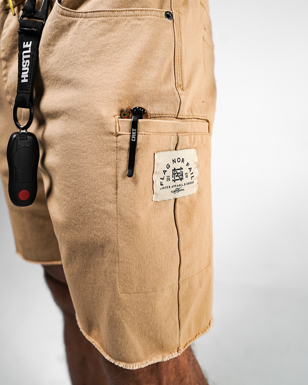 FOREVER SHORTS - KHAKI