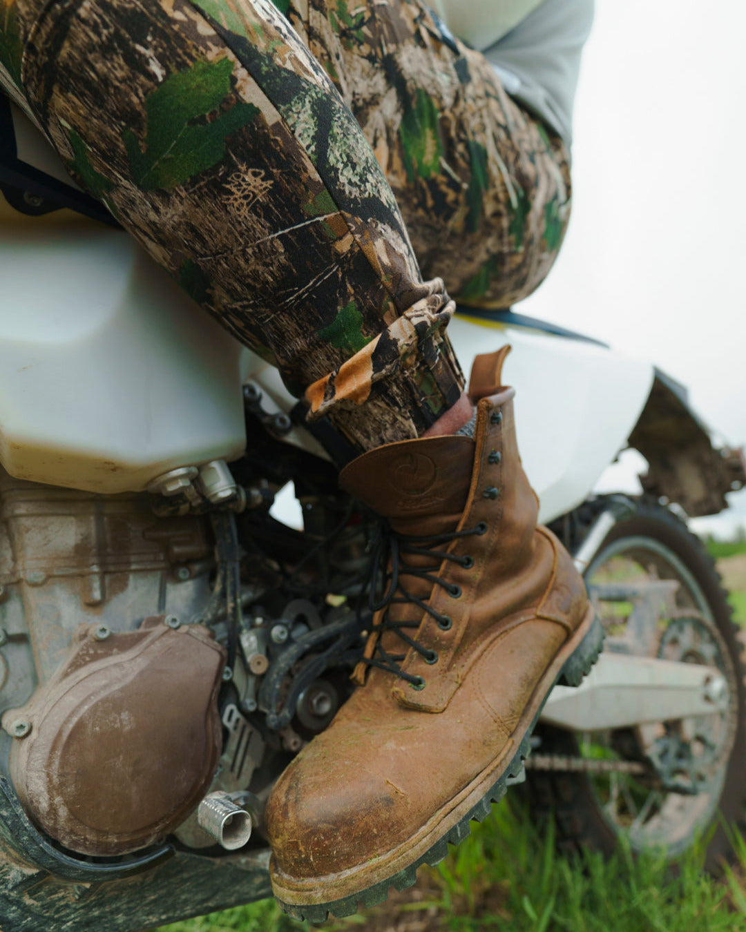 GOAT JOGGER - WOODLAND CAMO – FLAG NOR FAIL