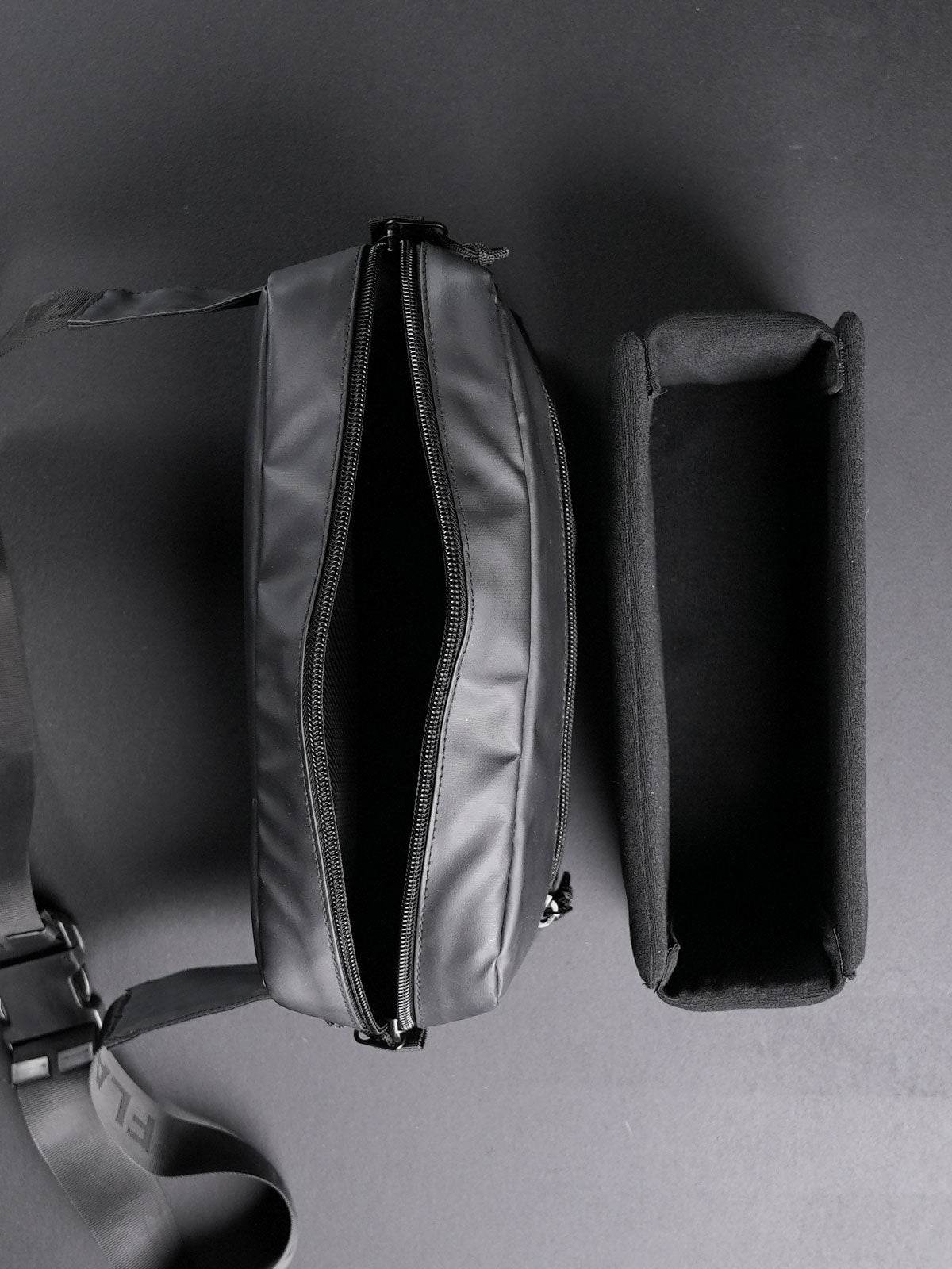 MOMENTUM SLING BAG 7L- BLACK – FLAG NOR FAIL MOMENTUM SLING BAG 7L- BLACK – FLAG NOR FAIL