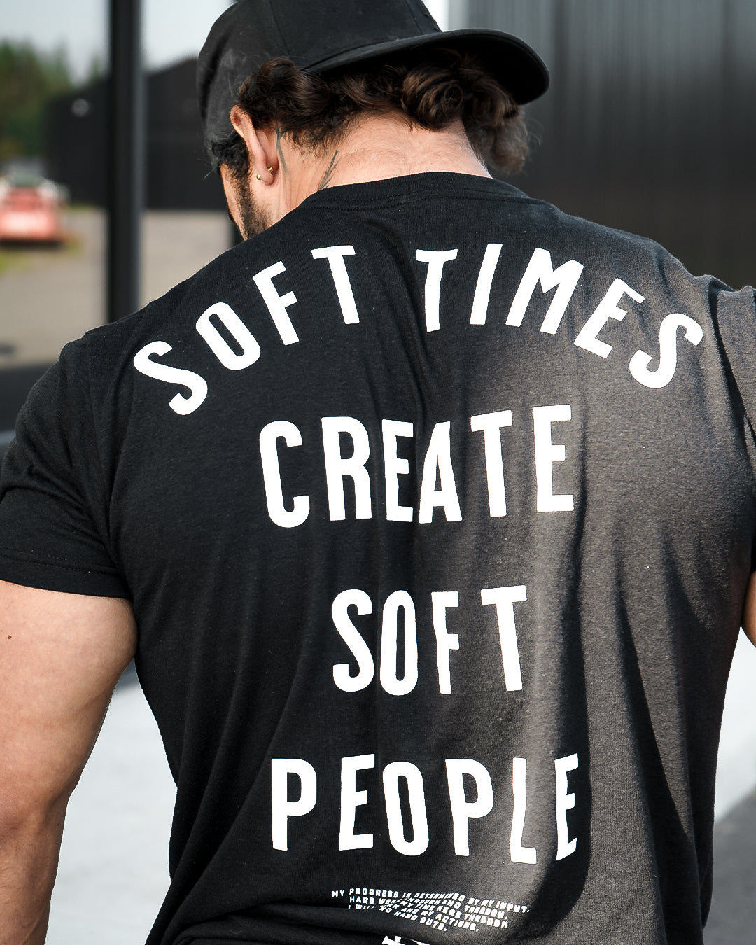 SOFT TIMES TEE - BLACK