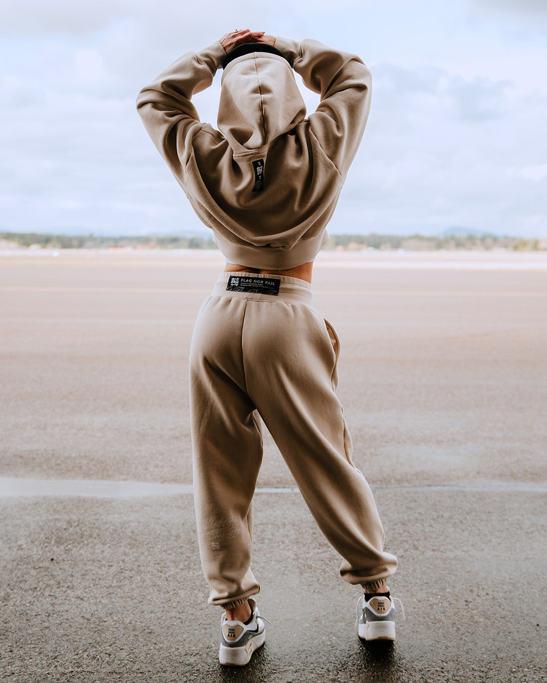 WOMENS OVERSIZED CROP HOODIE - TAN