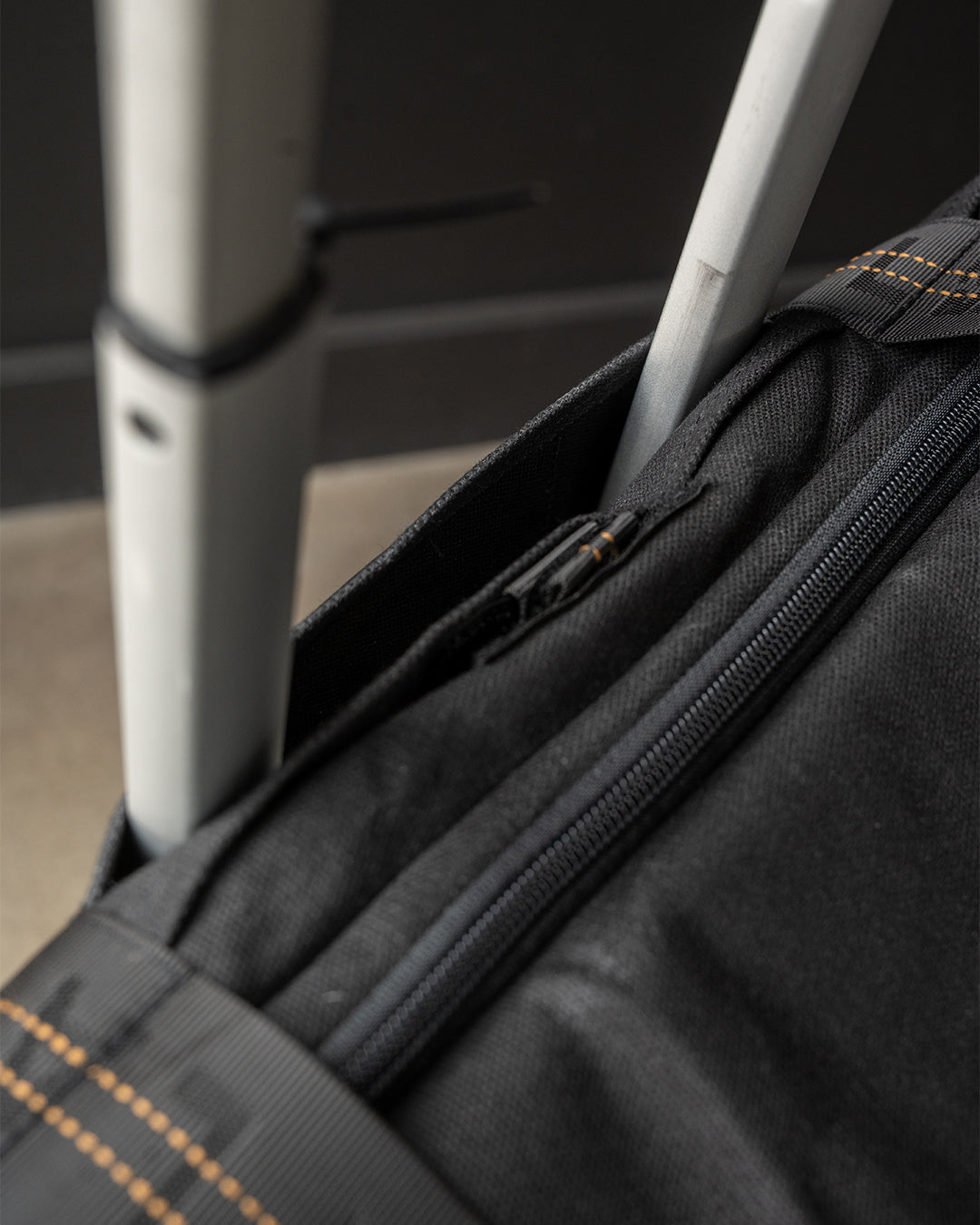DUFFLE BAG - CANVAS