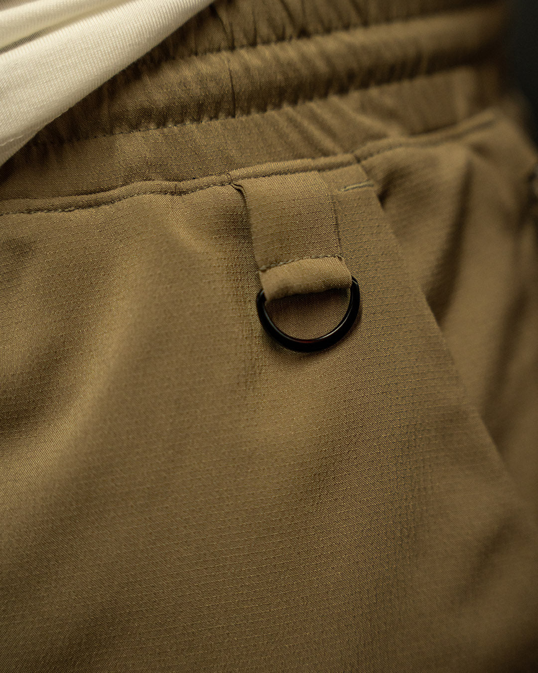 MENS HYBRID SHORTS - OLIVE