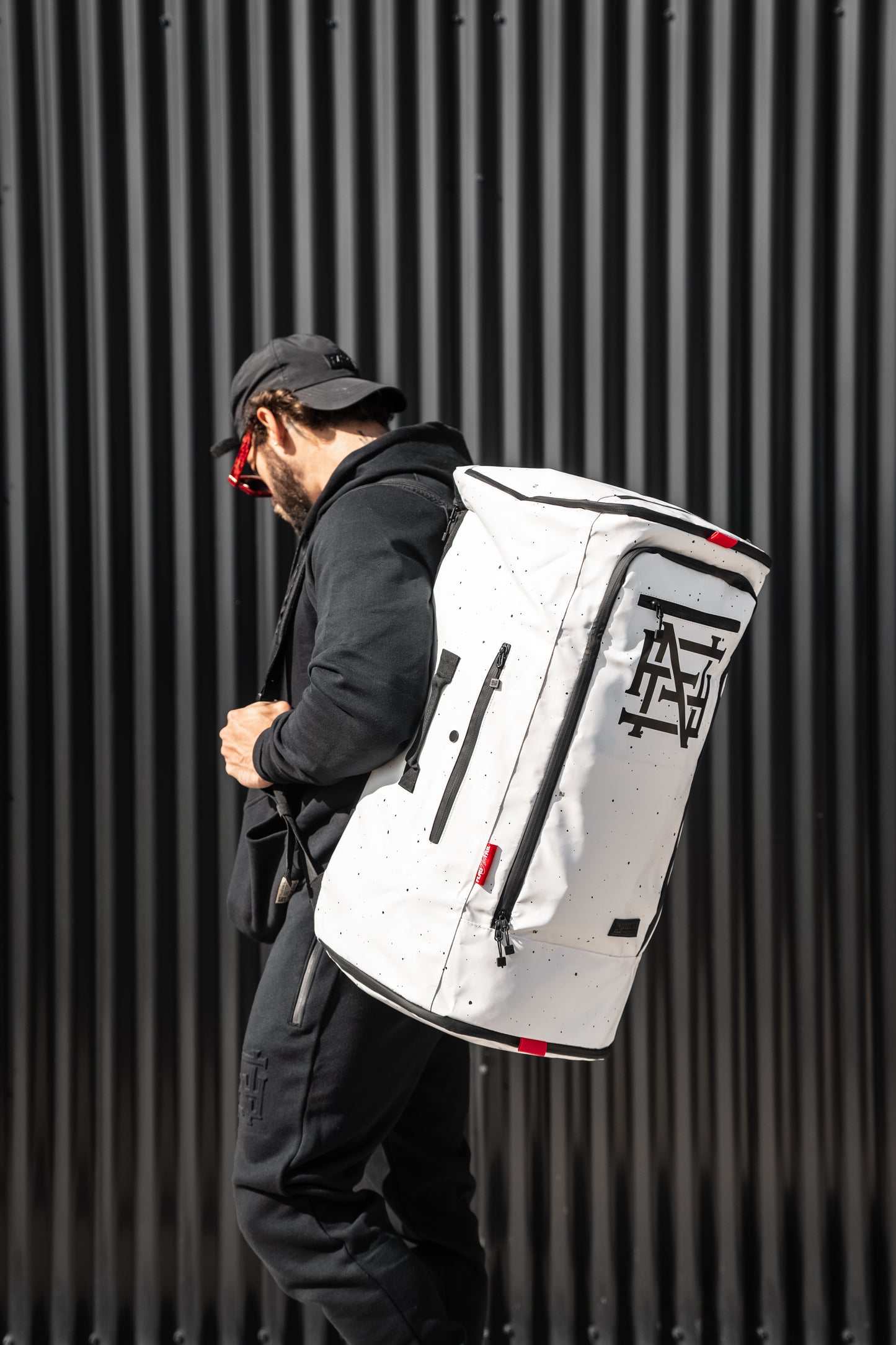 TOUR PACK DUFFLE - SNOWCAP