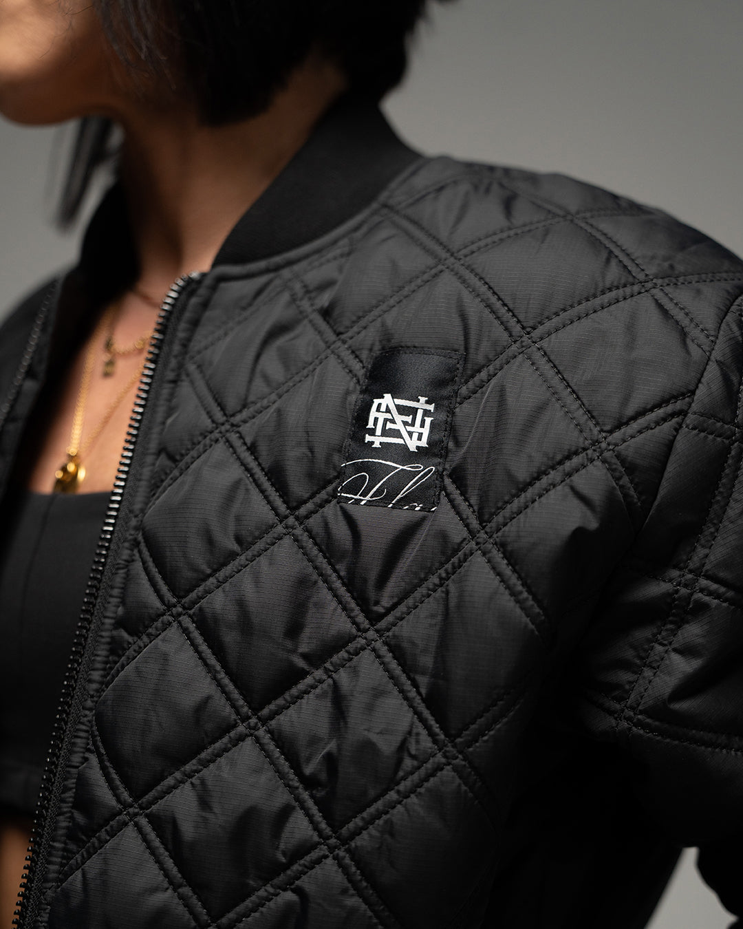 WOMEN'S BOMBER JACKET - BLACK