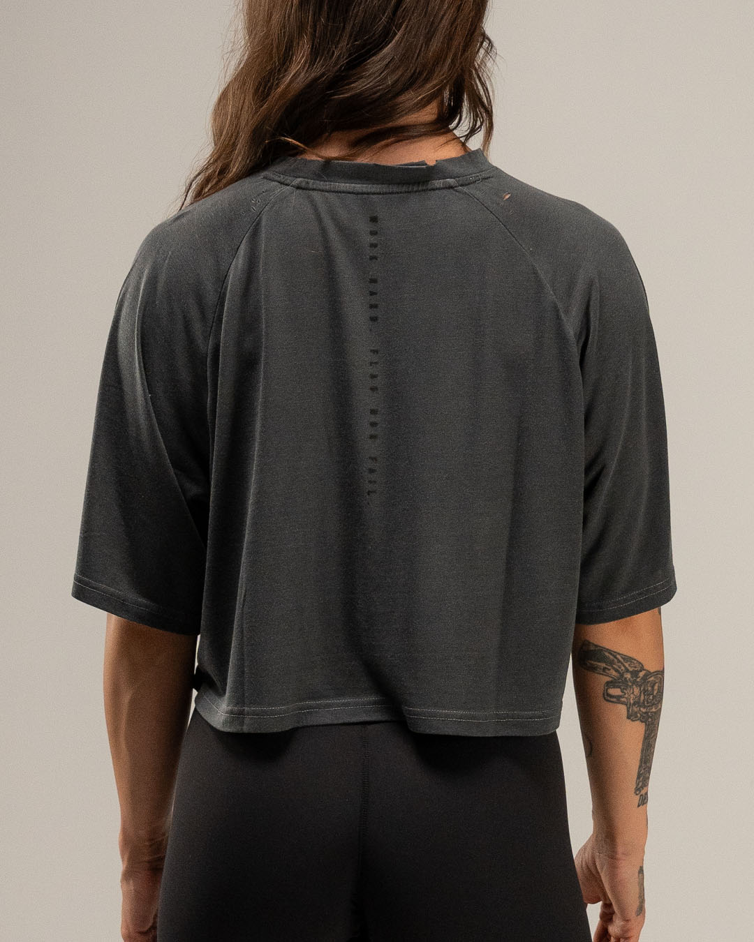 MOTO CROP TEE - BLACK