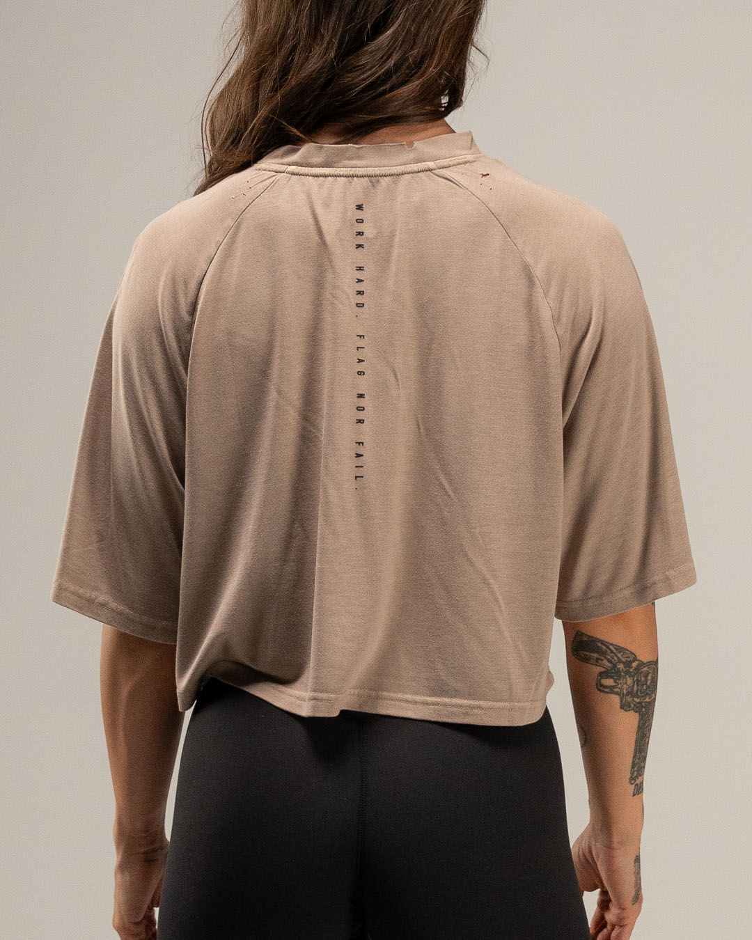 MOTO CROP TEE - EARTH