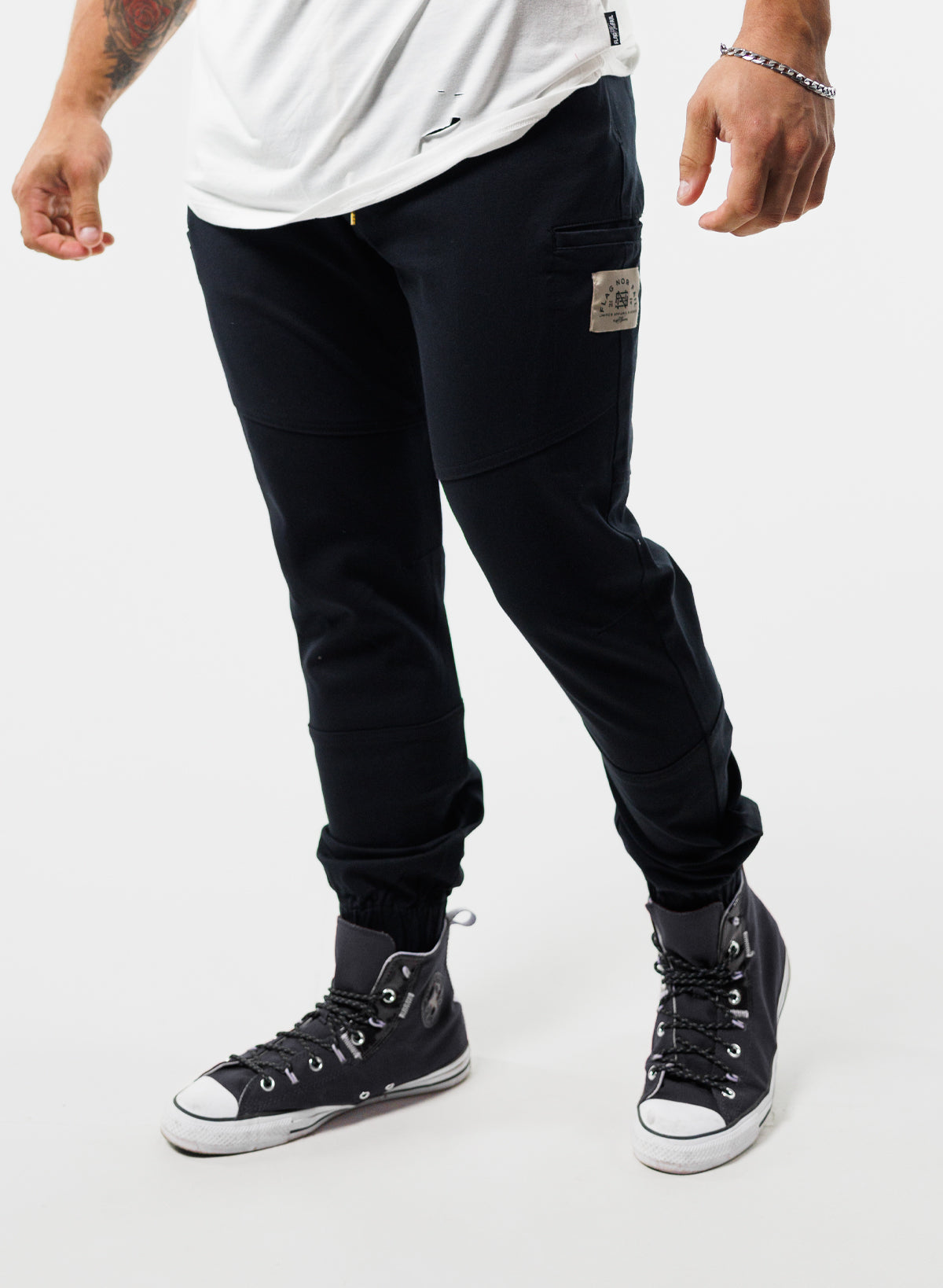 JOGGERS FOREVER - NEGRO
