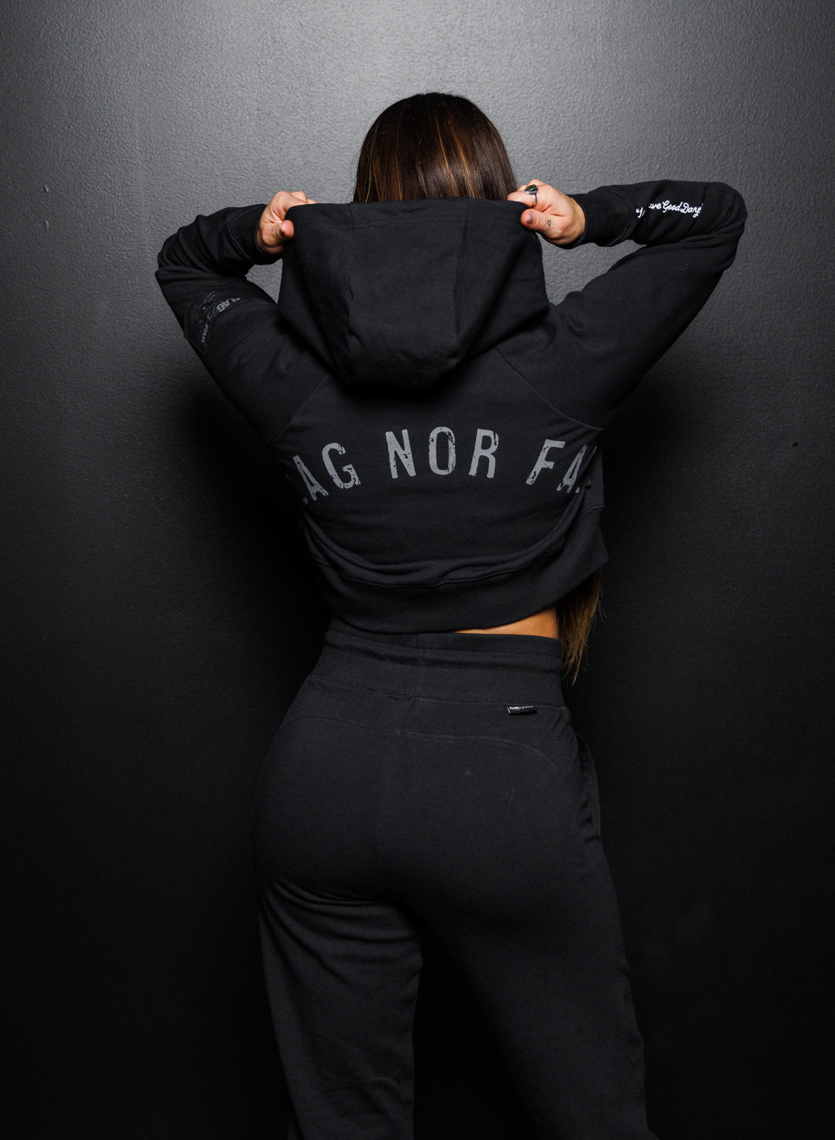 Gym king cropped online hoodie