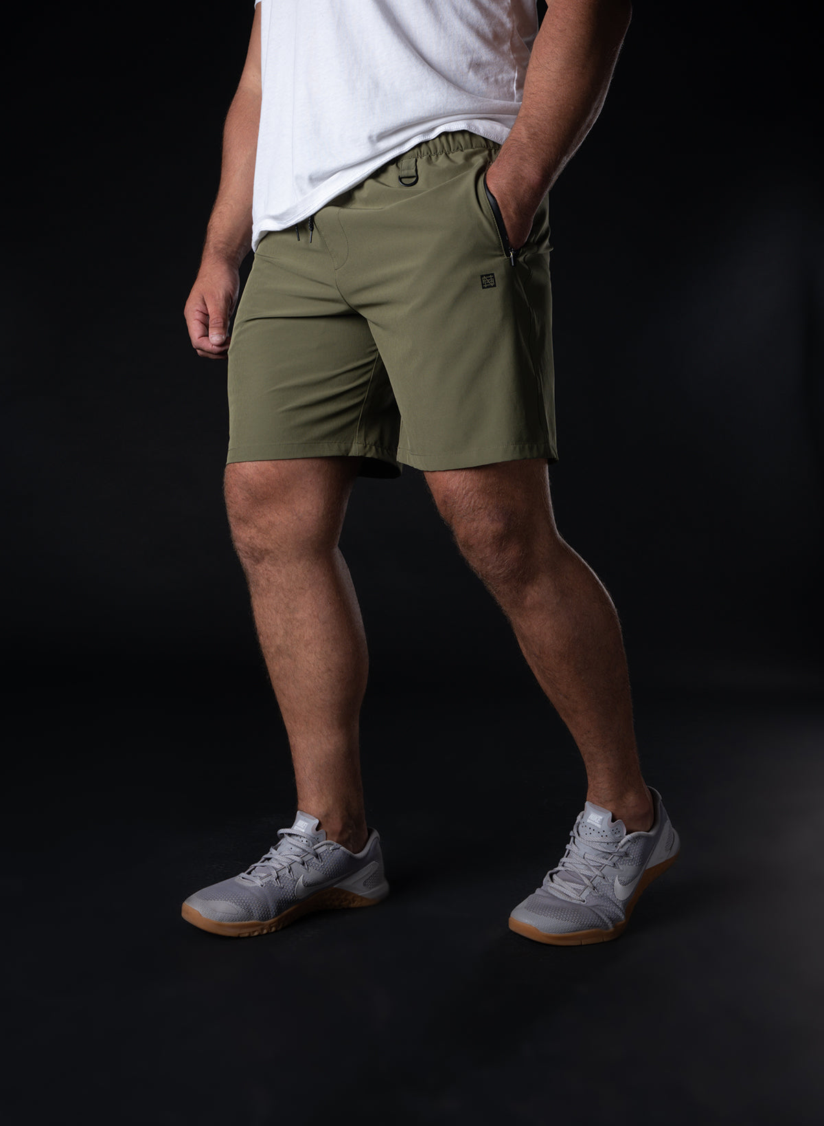 SHORTS EVERYDAY 7.5" - OLIVA